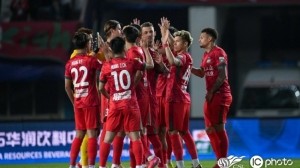 河南俱乐部酒祖杜康2-3青岛西海岸 卡多索传射、阿奇姆彭破门